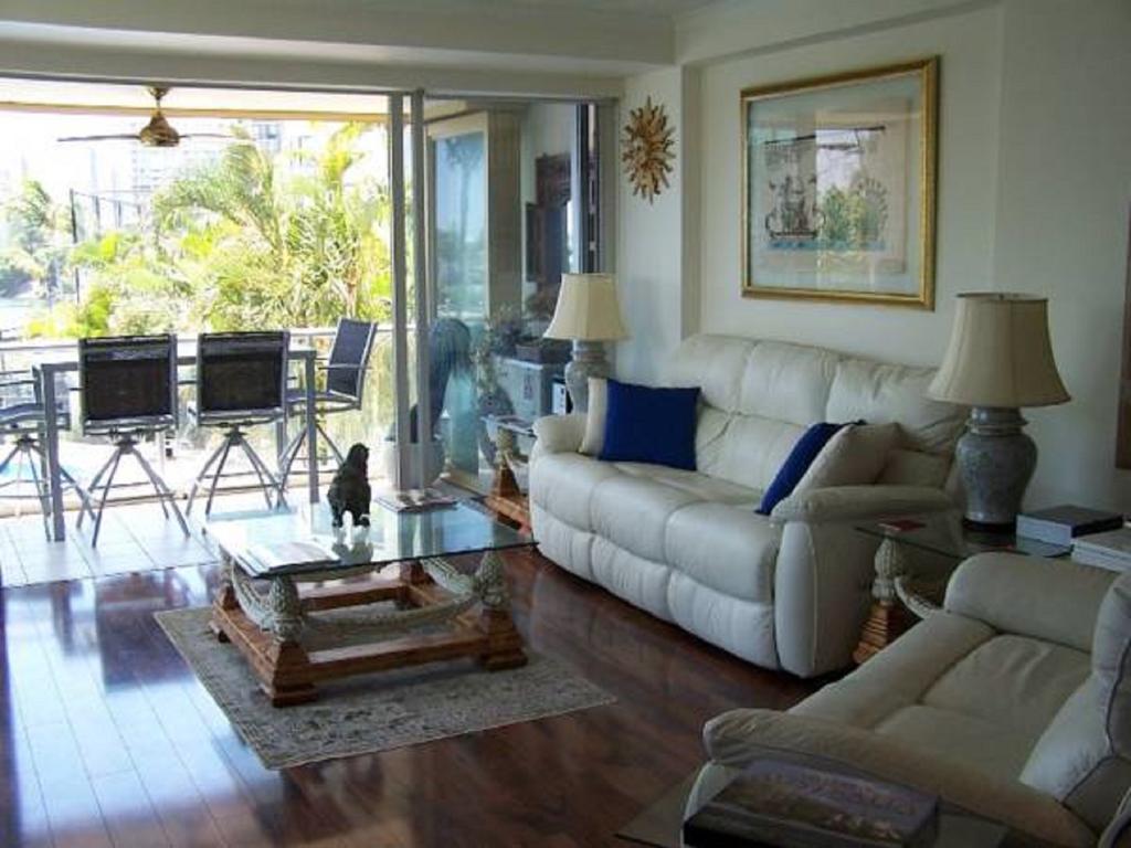 The Pinnacle Apartments Gold Coast Luaran gambar